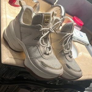 Michael Kors Cream and Gold Platform Lace-Up Sneakers